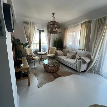 Apartment двустаен апартамент -бриз *