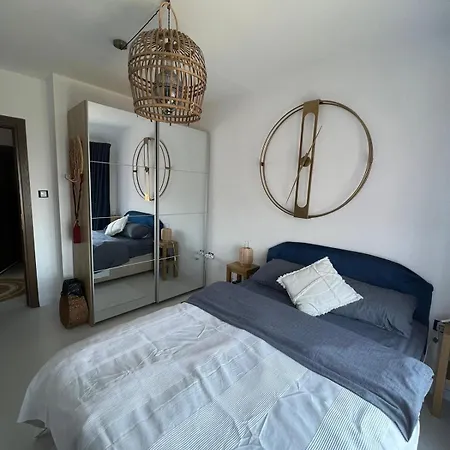 Apartment двустаен апартамент -бриз *